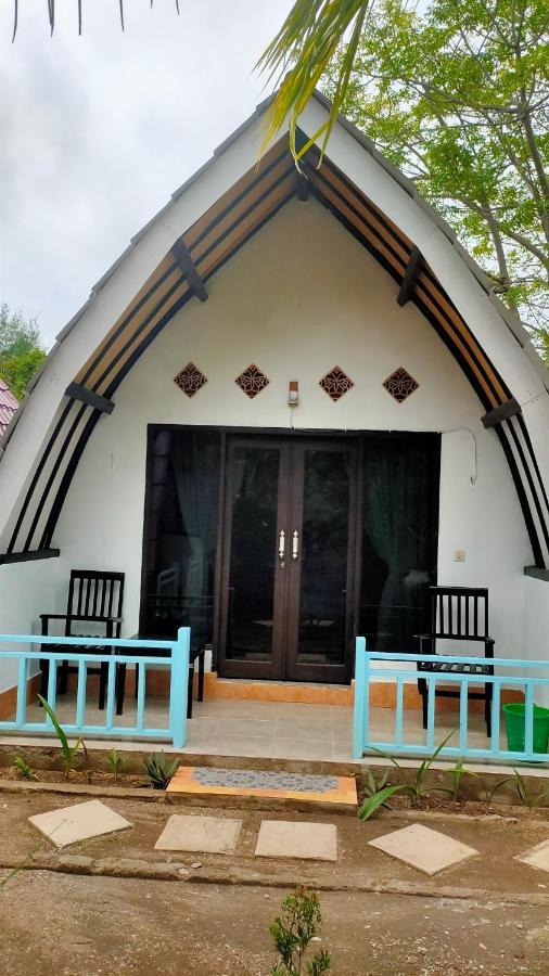 Meno Lodge Gili Meno Esterno foto