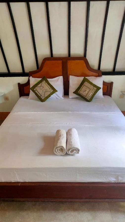 Meno Lodge Gili Meno Esterno foto